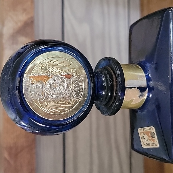 Empty JW Dant Distillers had an American Legion 50th anniversary 1969 square cob - Picture 4 of 6